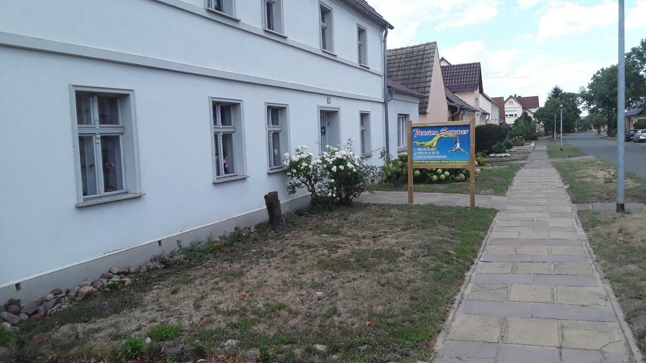 Gaestezimmer Sommer Locktow Exterior photo